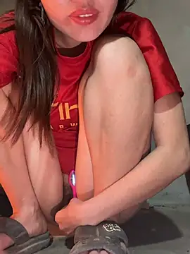 Snapshot of Sunny_lotus chatting on 01-18-26, 04:44 Sunny lotus online show from 01-18-26, 04:44