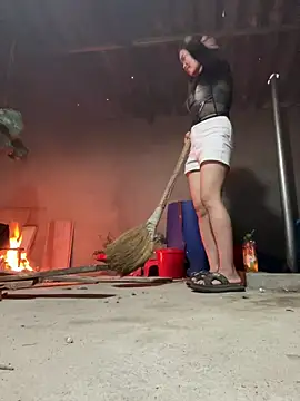 Snapshot of Sunny_lotus chatting on 02-28-26, 11:00 Sunny lotus online show from 02-28-26, 11:00