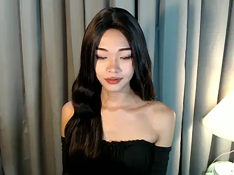 Snapshot of holyakiesha chatting on 03-11-26, 02:56 holyakiesha online show from 03-11-26, 02:56