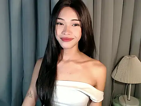 Snapshot of holyakiesha chatting on 03-26-26, 07:30 holyakiesha online show from 03-26-26, 07:30