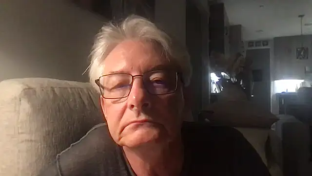 Snapshot of Daddy_Mike69 chatting on 05-16-26, 05:15 Daddy Mike69 online show from 05-16-26, 05:15
