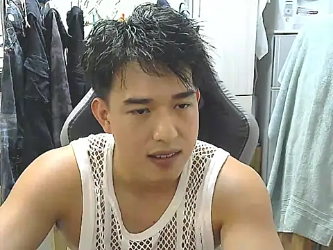 hunterXhan online show from 11-04-25, 01:32