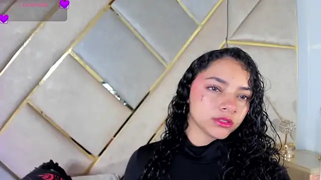 Angellit Afrodita  online show from 04-15-26, 09:27