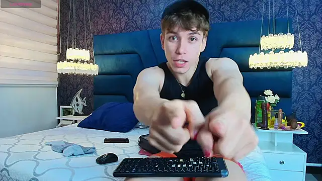 TaylerWhite online show from 01-09-26, 11:46