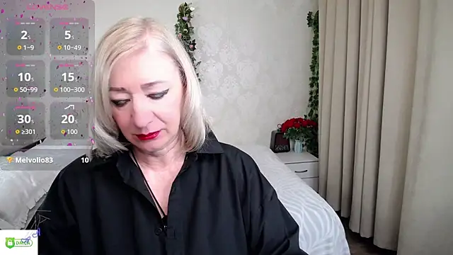 hunters woman online show from 05-08-26, 07:08