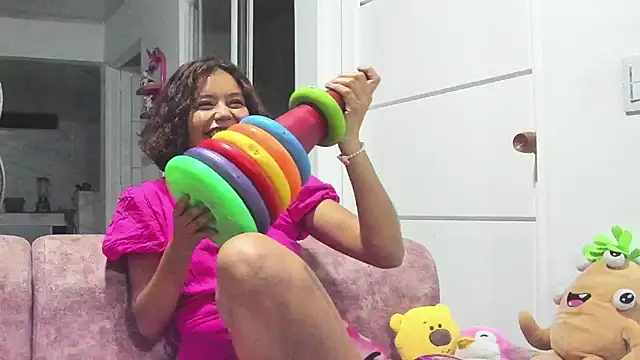 Snapshot of TamaraMera chatting on 05-05-26, 12:07 TamaraMera online show from 05-05-26, 12:07