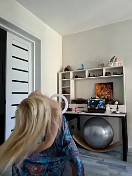 Snapshot of Monna chatting on 02-03-26, 07:35 Monna online show from 02-03-26, 07:35