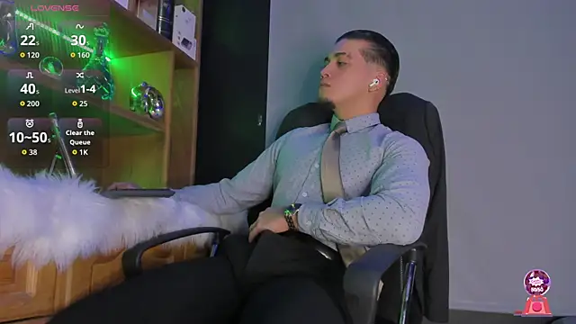 Snapshot of Gael_williams1 chatting on 10-27-25, 10:47 Gael williams1 online show from 10-27-25, 10:47