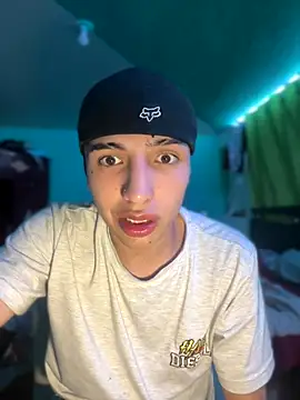 Snapshot of pabonsito chatting on 09-11-25, 02:11 pabonsito online show from 09-11-25, 02:11