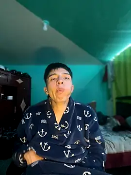 Snapshot of pabonsito chatting on 10-02-25, 11:45 pabonsito online show from 10-02-25, 11:45