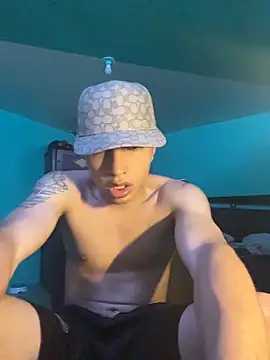 Snapshot of pabonsito chatting on 11-19-25, 02:22 pabonsito online show from 11-19-25, 02:22