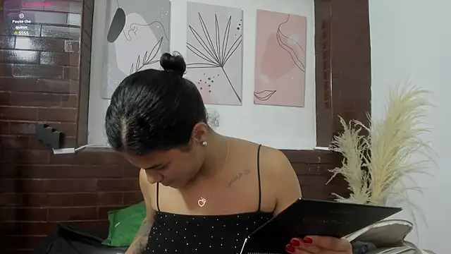 Snapshot of ATENA_JB chatting on 03-18-26, 03:09 ATENA JB online show from 03-18-26, 03:09