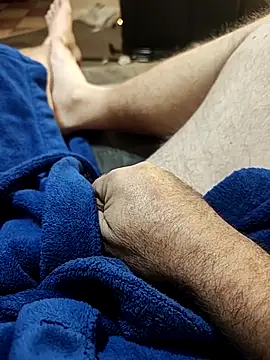 Snapshot of hubbyfun19 chatting on 03-17-26, 04:28 hubbyfun19 online show from 03-17-26, 04:28