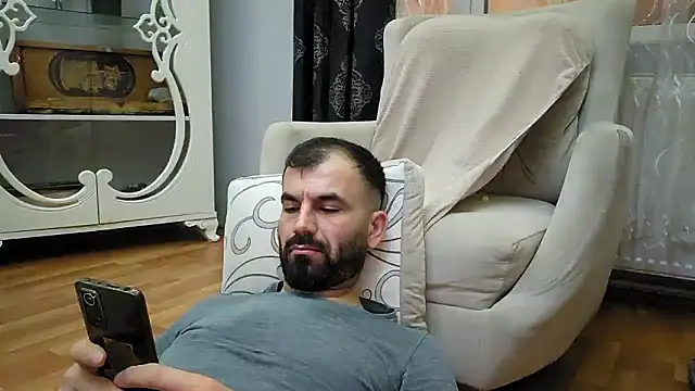 Snapshot of Apooabe chatting on 01-08-26, 04:09 Apooabe online show from 01-08-26, 04:09