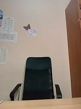 Ami Foxy online show from 06-18-26, 08:25