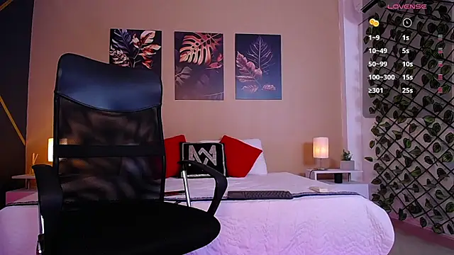 ChristopherBlack  online show from 03-11-26, 01:06