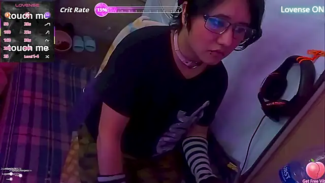 Snapshot of Ftm_Bunny chatting on 01-08-26, 04:42 Ftm Bunny online show from 01-08-26, 04:42