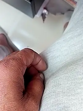 hackyourpussyxh online show from 01-19-26, 03:43