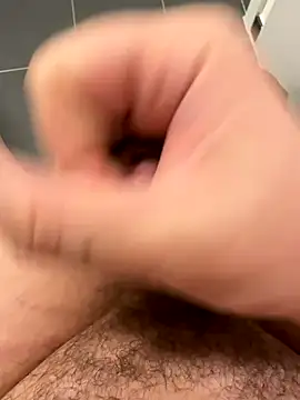 Whitecock1020 online show from 11-30-25, 04:11