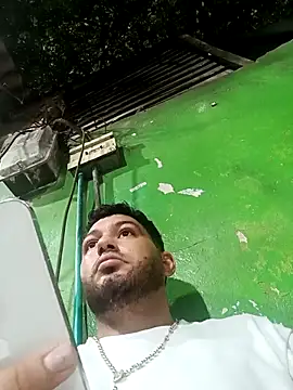 Frank0021 online show from 05-02-26, 03:55