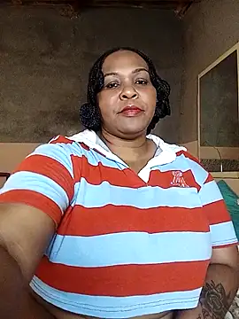 Snapshot of Moretl chatting on 04-08-26, 12:38 Moretl online show from 04-08-26, 12:38