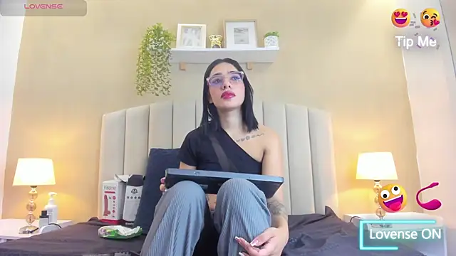 Snapshot of Rachel_Donnelly chatting on 07-11-26, 03:53 Rachel Donnelly online show from 07-11-26, 03:53