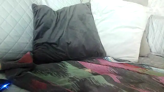 cazzoweb online show from 04-01-26, 09:32