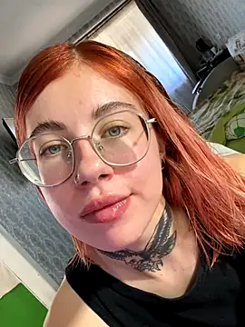 Snapshot of Nancyhot777 chatting on 09-23-25, 10:40 Nancyhot777 online show from 09-23-25, 10:40