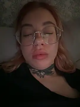 Snapshot of Nancyhot777 chatting on 10-11-25, 08:29 Nancyhot777 online show from 10-11-25, 08:29