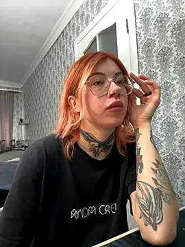 Snapshot of Nancyhot777 chatting on 10-16-25, 12:39 Nancyhot777 online show from 10-16-25, 12:39