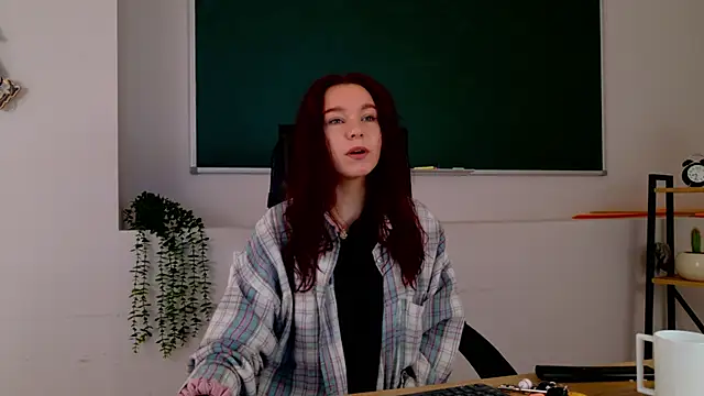 Snapshot of NoraHaynes chatting on 06-16-26, 02:25 NoraHaynes online show from 06-16-26, 02:25