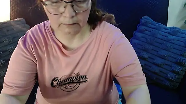 Snapshot of Linda_banks_ chatting on 07-15-26, 06:46 Linda banks online show from 07-15-26, 06:46