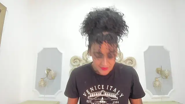 OnlyGia online show from 01-17-26, 10:35