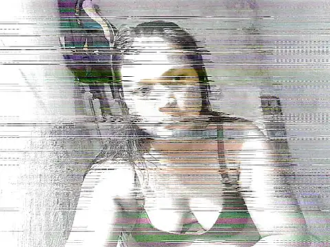 Snapshot of lady_helen00 chatting on 05-26-26, 02:07 lady helen00 online show from 05-26-26, 02:07