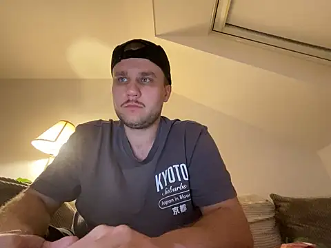 Pascalhot1 online show from 03-16-26, 08:02