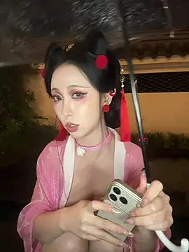 Snapshot of AYW-21 chatting on 03-30-26, 01:34 AYW-21 online show from 03-30-26, 01:34