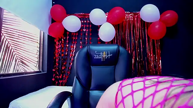 amanda noir online show from 02-12-26, 07:31