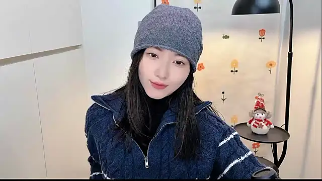 Snapshot of Rosalind_xixi chatting on 12-21-25, 02:30 Rosalind xixi online show from 12-21-25, 02:30