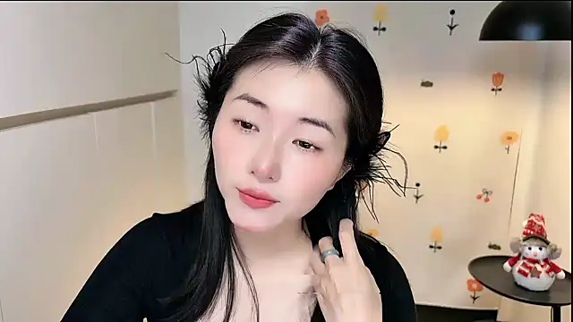 Snapshot of Rosalind_xixi chatting on 04-16-26, 01:39 Rosalind xixi online show from 04-16-26, 01:39