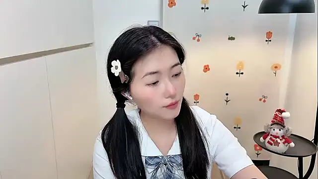 Snapshot of Rosalind_xixi chatting on 04-21-26, 04:19 Rosalind xixi online show from 04-21-26, 04:19