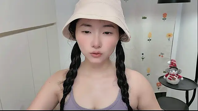 Snapshot of Rosalind_xixi chatting on 05-23-26, 01:04 Rosalind xixi online show from 05-23-26, 01:04