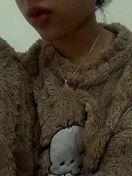 Snapshot of Nguyenha11 chatting on 01-08-26, 09:44 Nguyenha11 online show from 01-08-26, 09:44