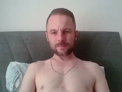 isimsizsikicii online show from 04-08-26, 03:01