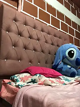 Rachellcooperrr online show from 03-18-26, 12:58