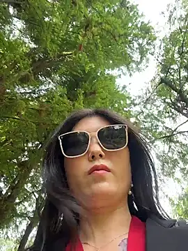 Snapshot of xtt1689999 chatting on 04-05-26, 04:42 xtt1689999 online show from 04-05-26, 04:42