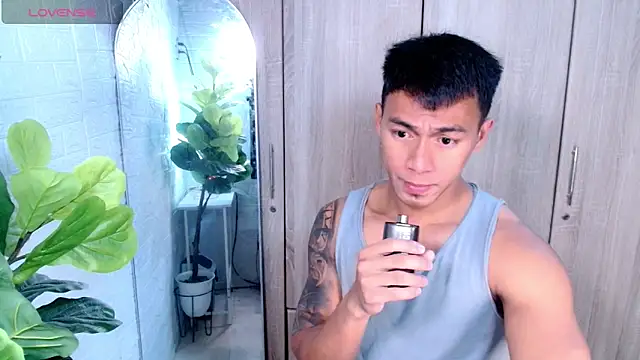 PinooyMilker online show from 04-10-26, 04:50