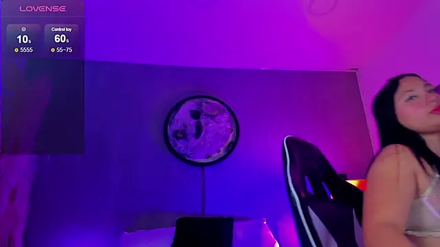 luccia smith online show from 05-12-26, 04:42