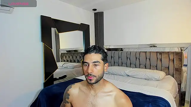 MARC THOMPSON  online show from 11-24-25, 03:56