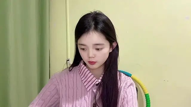 Snapshot of Nicole-13 chatting on 02-03-26, 01:16 Nicole-13 online show from 02-03-26, 01:16