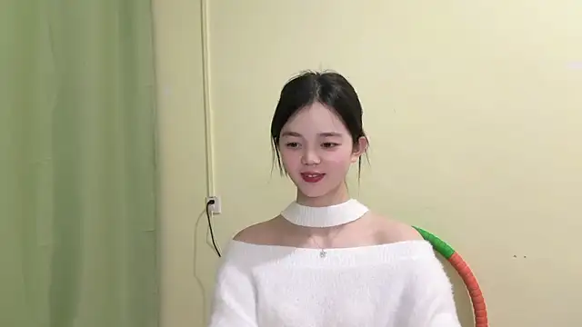 Snapshot of Nicole-13 chatting on 02-08-26, 01:47 Nicole-13 online show from 02-08-26, 01:47